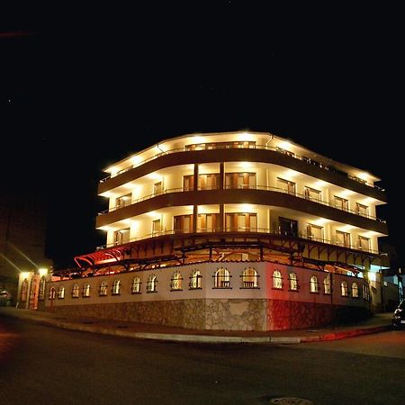 Family Hotel St. Constantine And Helena Ivaylovgrad Buitenkant foto