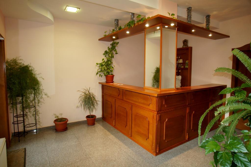 Family Hotel St. Constantine And Helena Ivaylovgrad Buitenkant foto